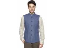 [Size M] Van Heusen Solid Men Waistcoat Rs. 1249