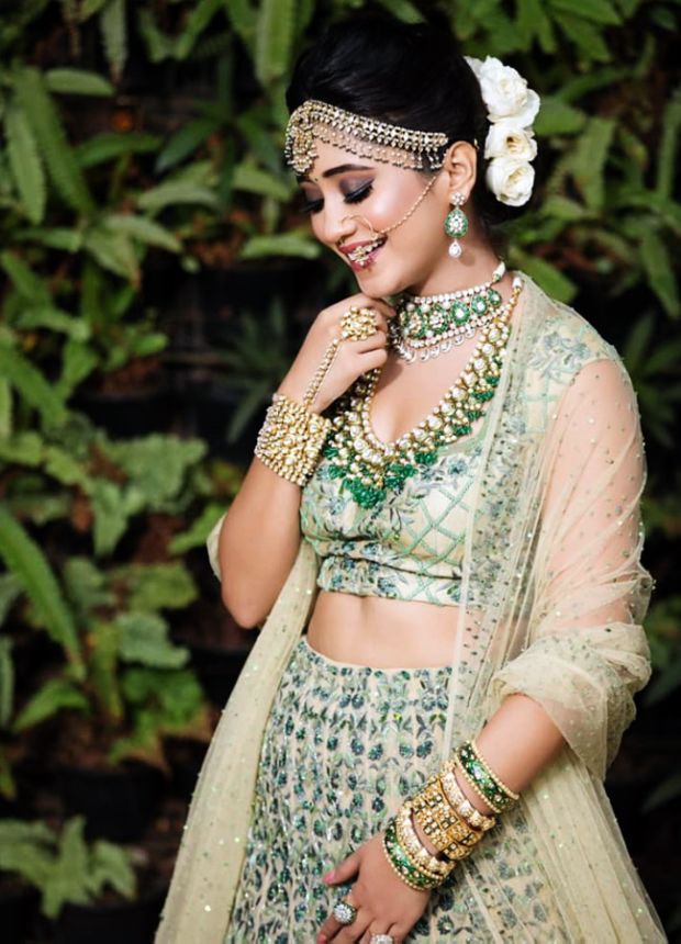 Indian TV Actress Shivani Joshi Look Stunning In A Bridal Lehenga ...