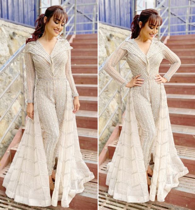 Surbhi Jyoti Looked Beautiful In Her Recent Photoshoot