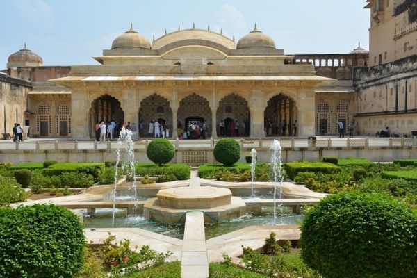 18 Must Visit Tourist Attractions In Jaipur, India 