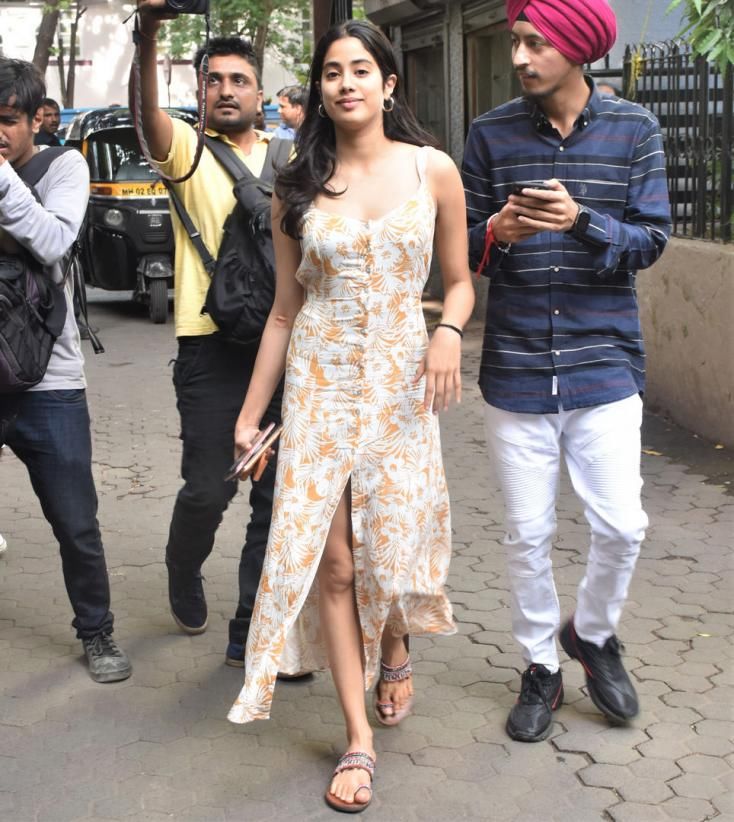 Janhvi Kapoor Spotted Out And About Without Makeup