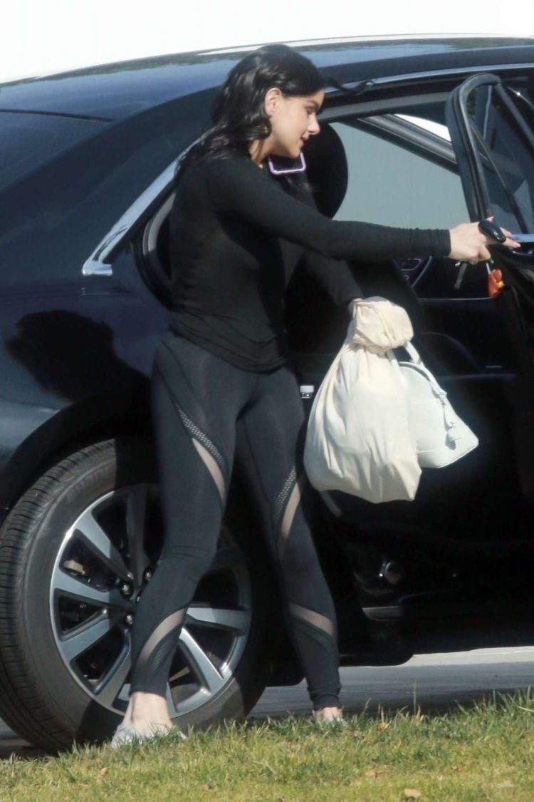 Ariel Winter Candids While Returning Home After Running Errands In LA 