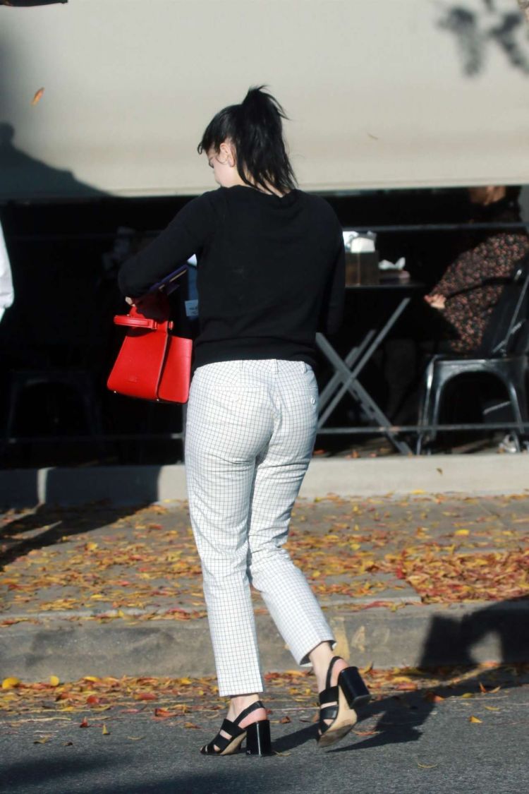 Ariel Winter Candids Outside Joan's On Third In Studio City