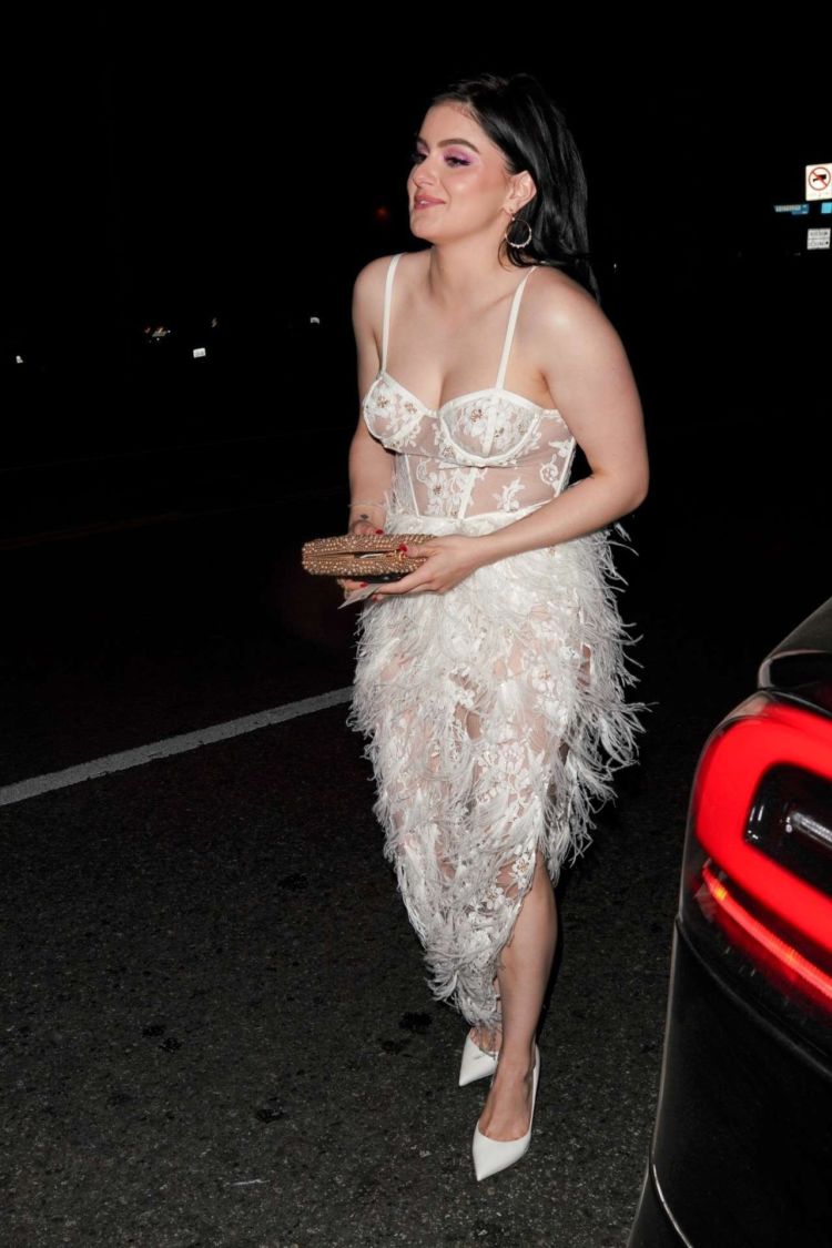 Gorgeous Ariel Winter In A Lace Dress Out In West Hollywood