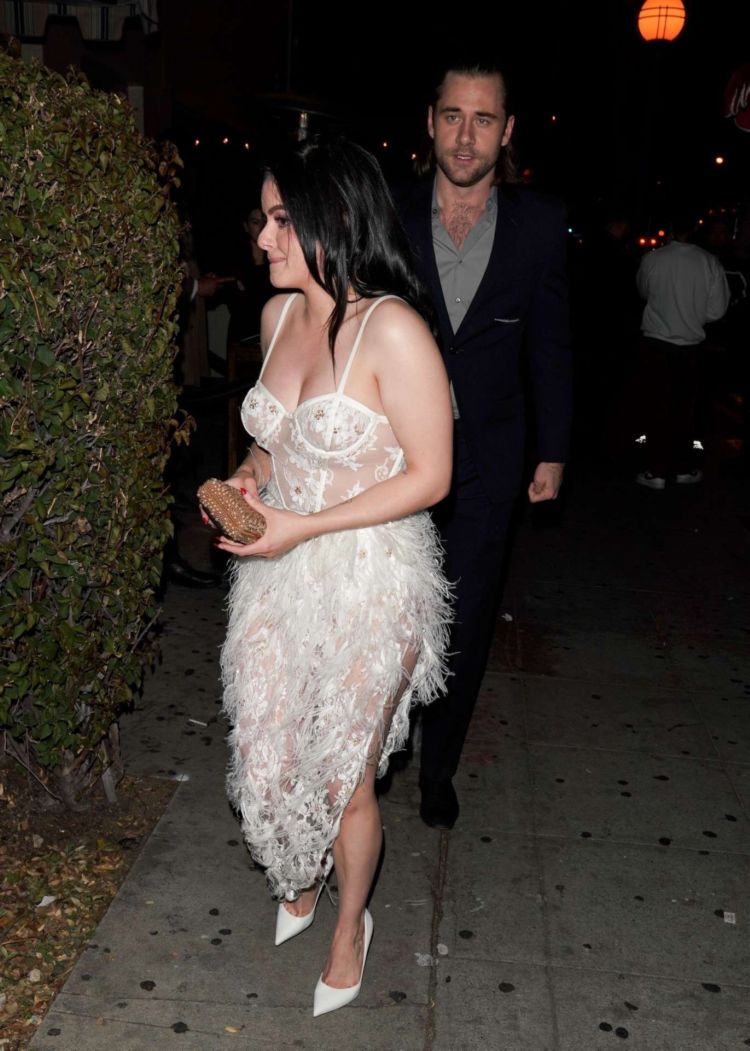 Gorgeous Ariel Winter In A Lace Dress Out In West Hollywood