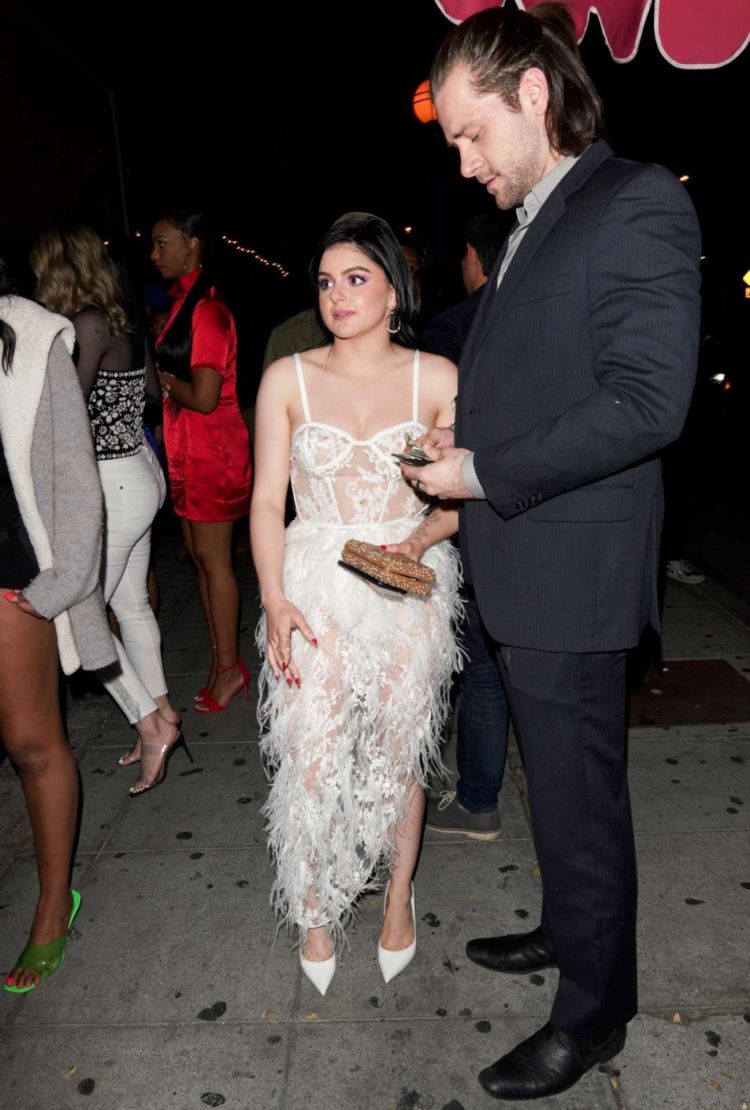 Gorgeous Ariel Winter In A Lace Dress Out In West Hollywood
