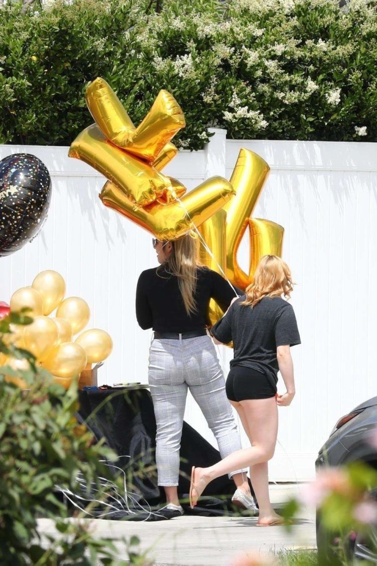 Ariel Winter Candids In Shorts Out In Los Angeles