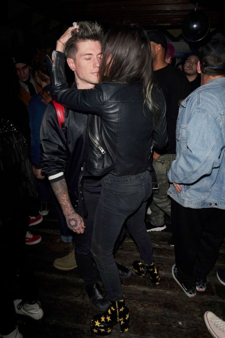 Bella Thorne Partying At Roxy In West Hollywood