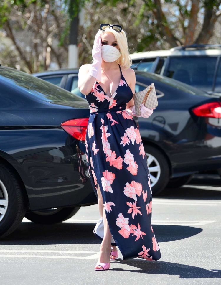 Courtney Stodden Spotted Out In Los Angeles