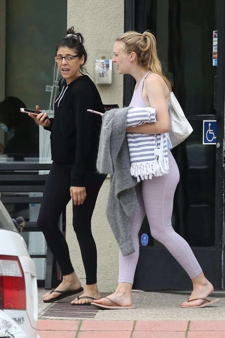 Dakota Fanning Candids While Leaving A Gym In LA