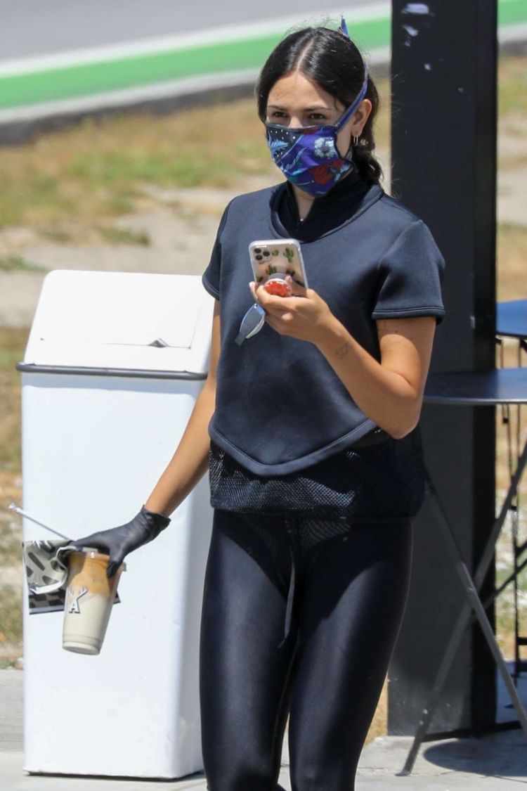 Eiza Gonzalez Spotted Getting Iced Coffee In Beverly Hills