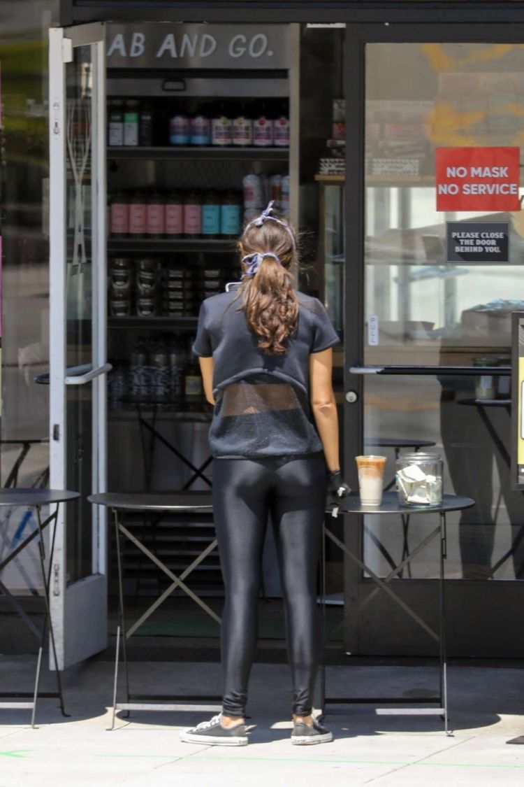 Eiza Gonzalez Spotted Getting Iced Coffee In Beverly Hills