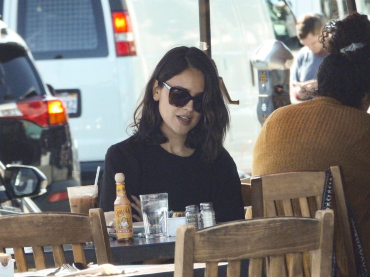 Eiza Gonzalez Spotted At Kings Road Cafe In West Hollywood
