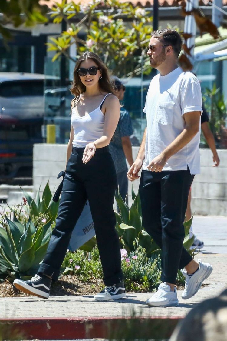 Hailee Steinfeld Spotted Out Shopping In Malibu