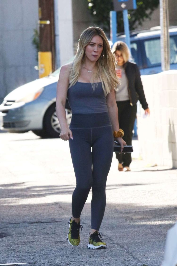 Hilary Duff Spotted In Grey Tights At Alfred's Coffee In Studio City
