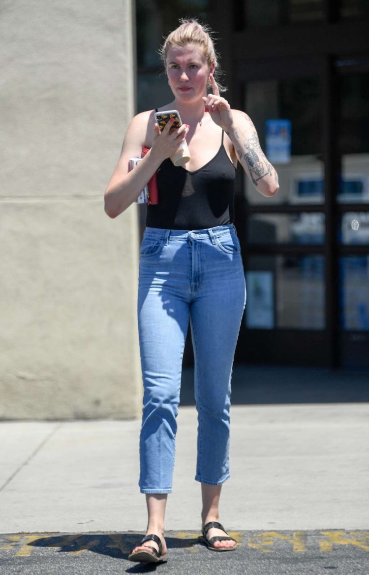 Ireland Baldwin Out And About Candids In Los Angeles