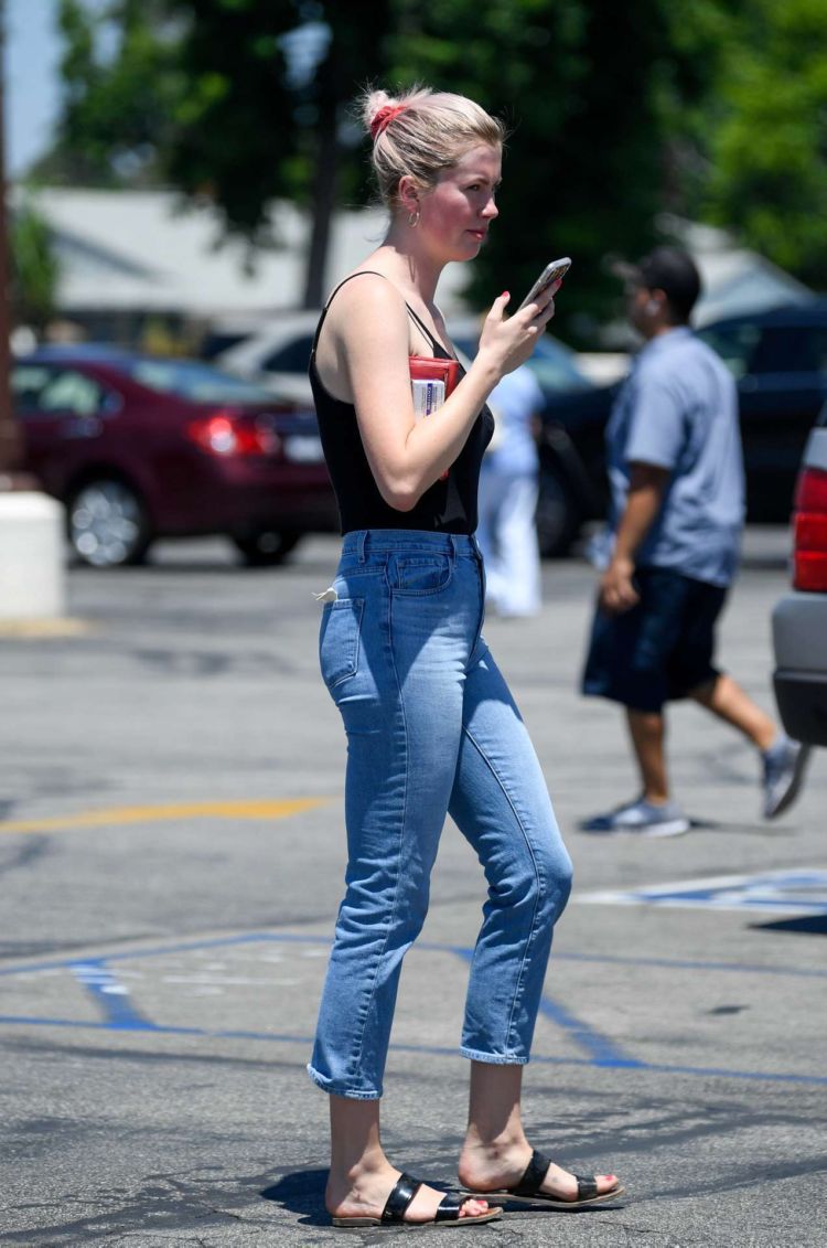 Ireland Baldwin Out And About Candids In Los Angeles