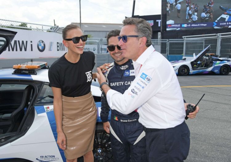 Irina Shayk Attends Formula E 2019 New York City E-Prix
