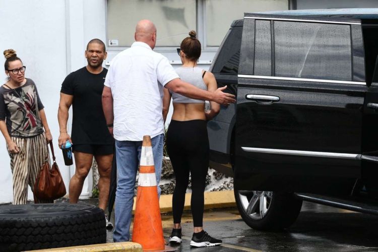 Jennifer Lopez Heading To The Gym In Miami