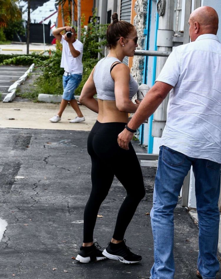 Jennifer Lopez Heading To The Gym In Miami