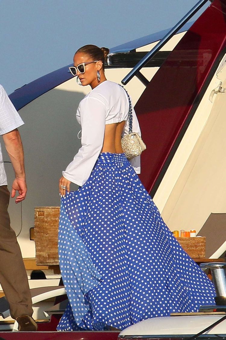 Jennifer Lopez At The Nikki Beach In St Tropez