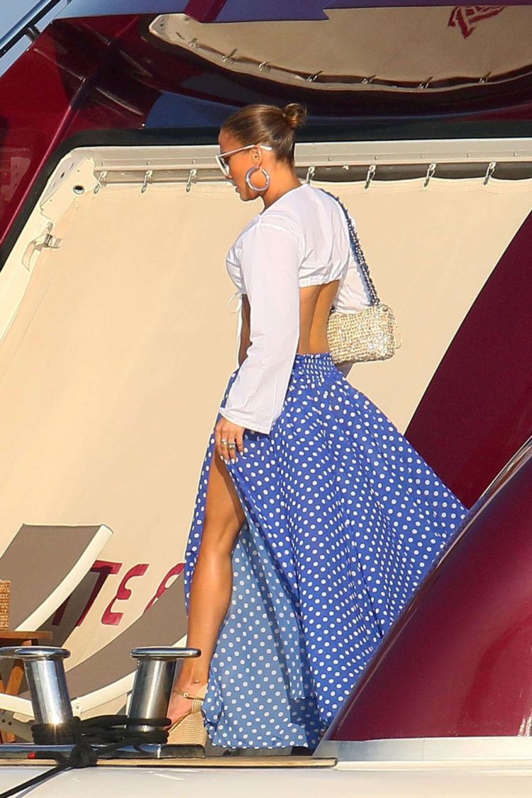 Jennifer Lopez At The Nikki Beach In St Tropez