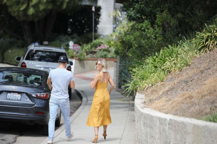 Gorgeous Julianne Hough Heading For A Party In Los Angeles