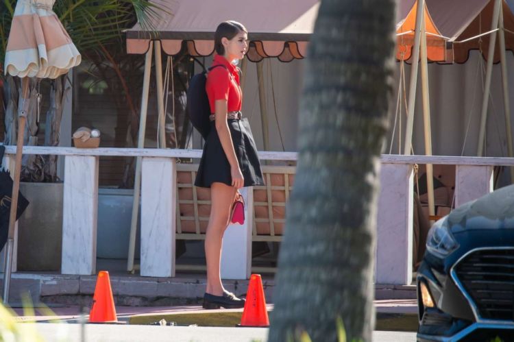 Kaia Gerber Poses For A Photoshoot Near The Beach In Miami
