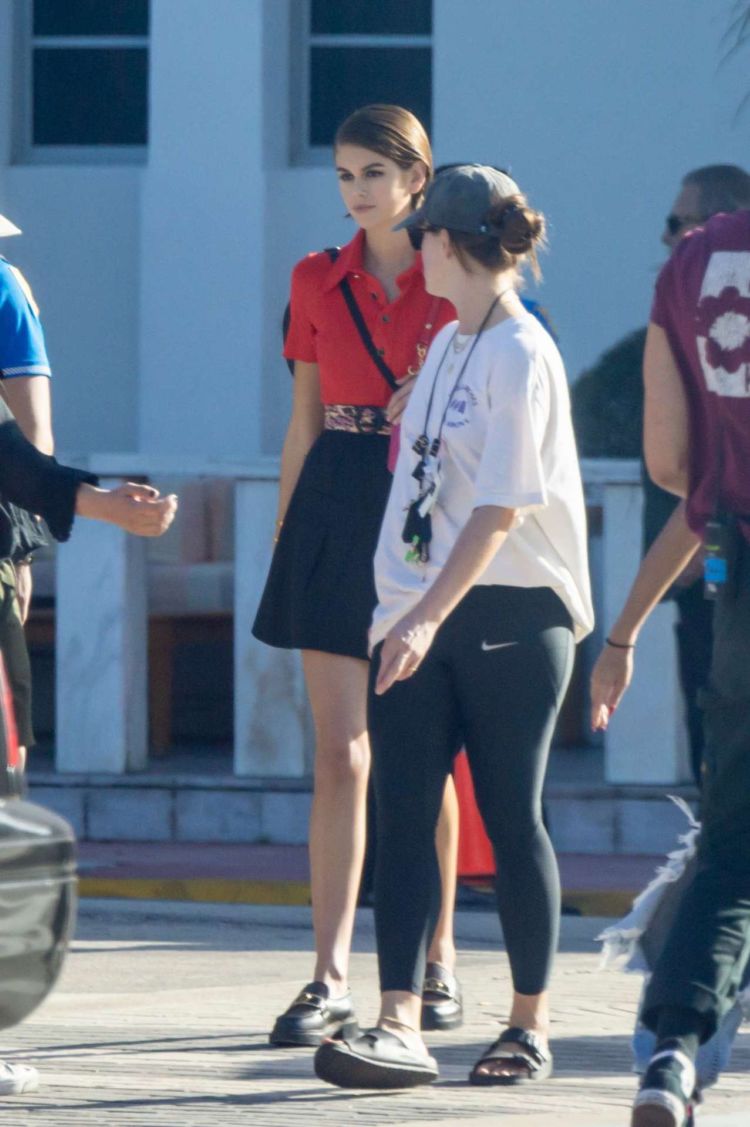 Kaia Gerber Poses For A Photoshoot Near The Beach In Miami
