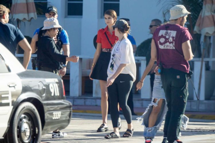 Kaia Gerber Poses For A Photoshoot Near The Beach In Miami