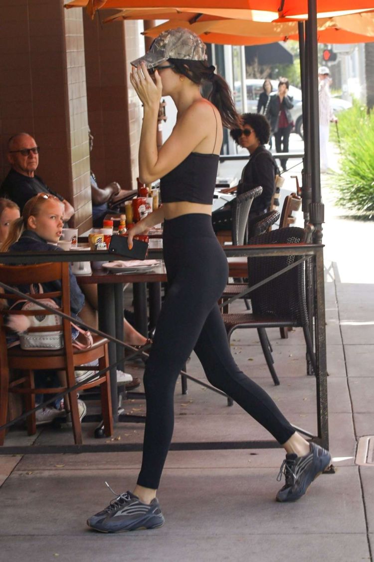 Kendall Jenner Out For Lunch Candids In Beverly Hills