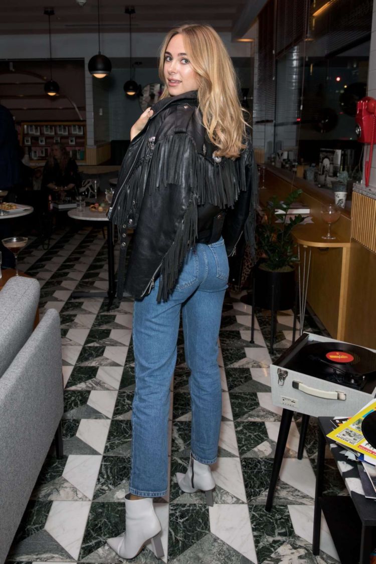Gorgeous Kimberley Garner At Shakedown Coffee Launch Party
