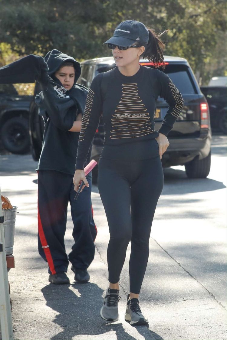 Kourtney Kardashian Spotted Out With Her Son At A Farmers Market In Calabasas