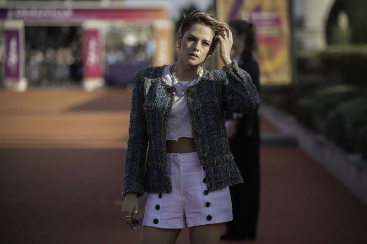 Kristen Stewart Attends The Award Ceremony At 45th Deauville American Film Festival