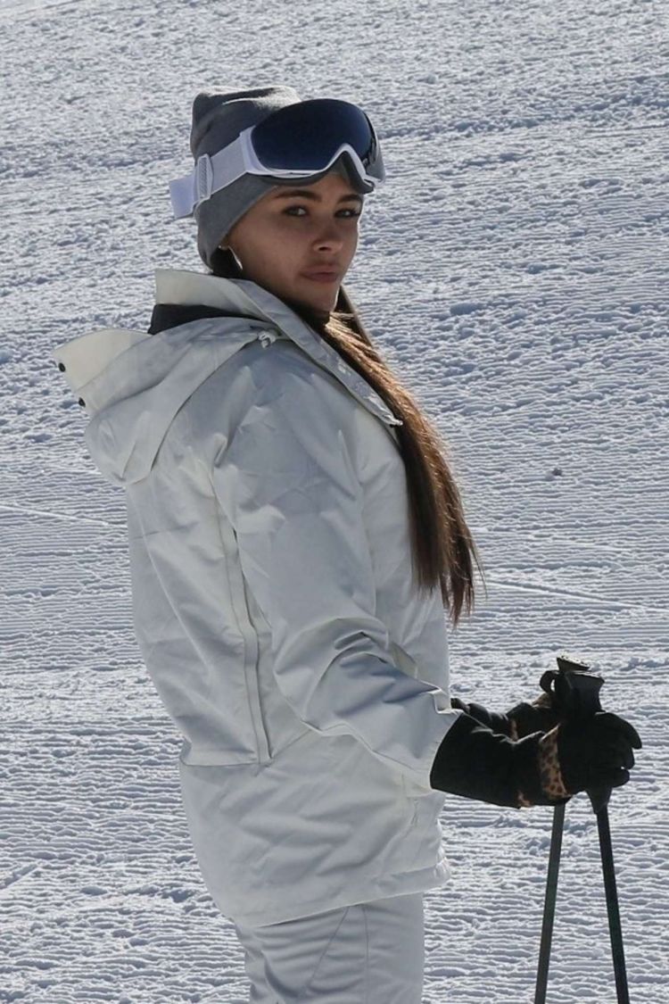 Madison Beer Takes A Ski Lesson In Aspen