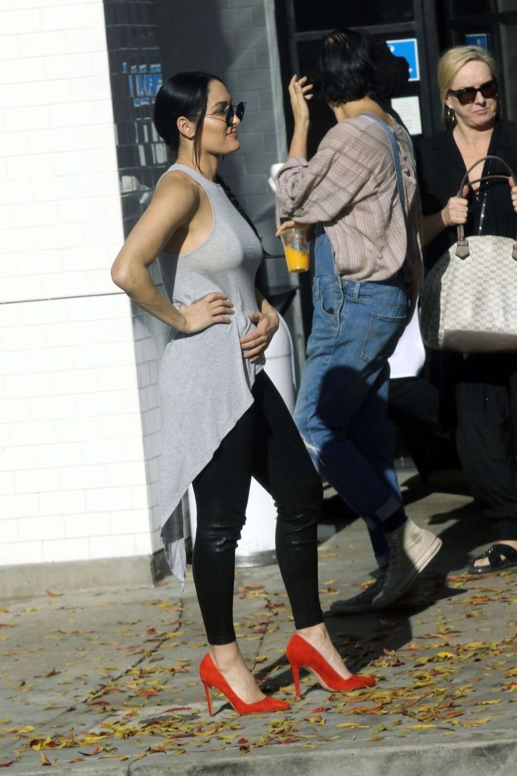Nikki Bella Heading For Lunch At Joan's On Third In Studio City