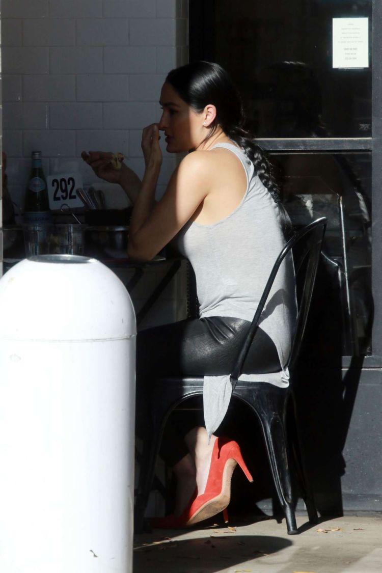 Nikki Bella Heading For Lunch At Joan's On Third In Studio City