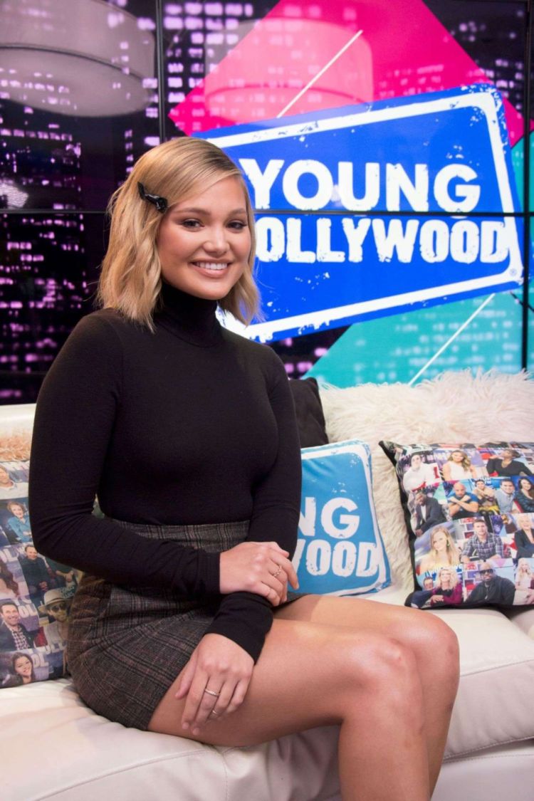 Pretty Olivia Holt At Young Hollywood Studio In Los Angeles