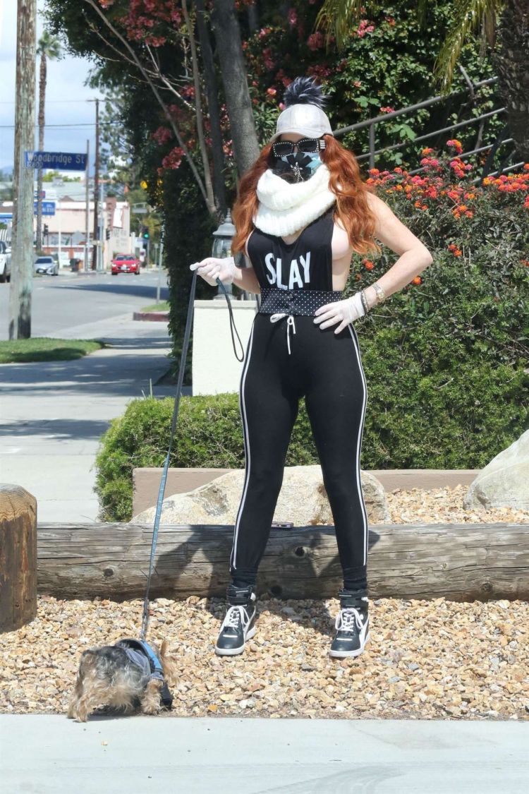 Phoebe Price Spotted Walking Her Dog In Los Angeles