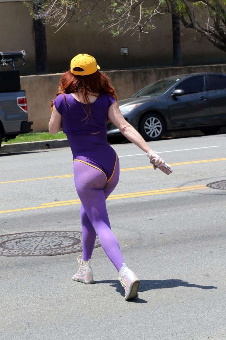 Fitness Freak Phoebe Price Spotted Stretching In The Middle Of The Road