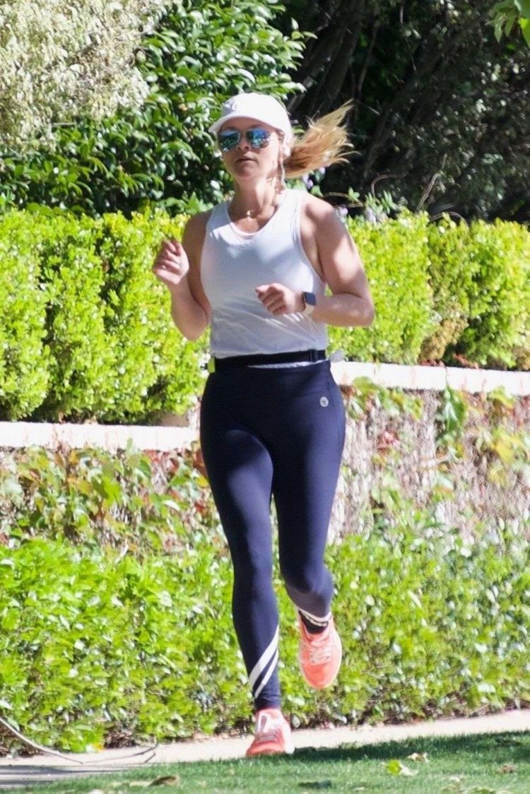 Reese Witherspoon Jogging Candids On A Warm Day In Brentwood