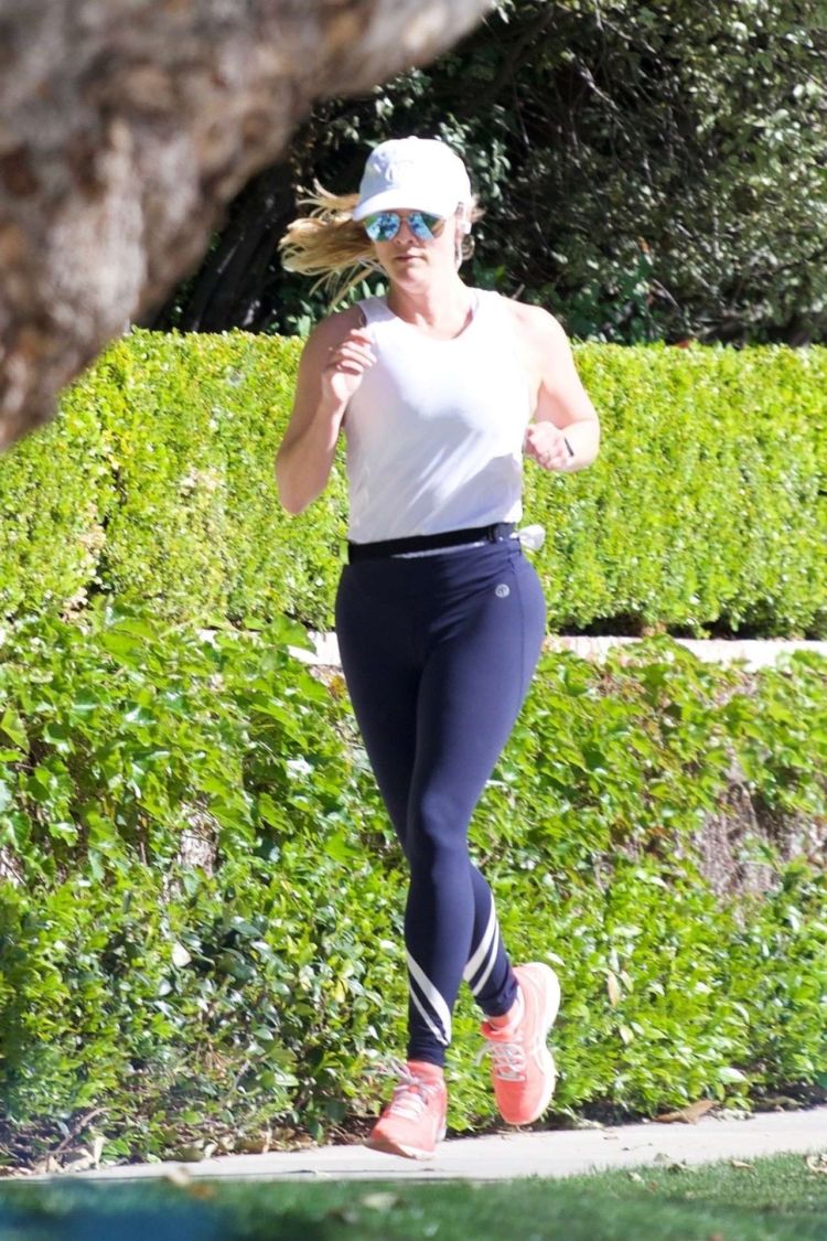 Reese Witherspoon Jogging Candids On A Warm Day In Brentwood