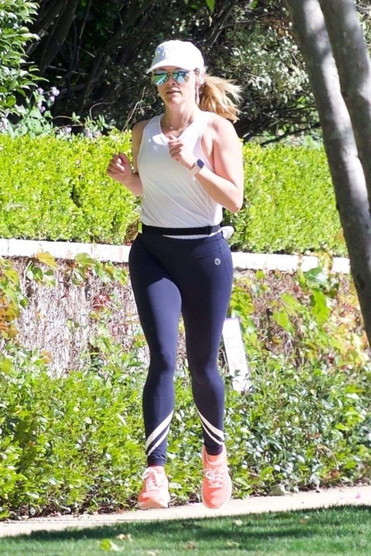 Reese Witherspoon Jogging Candids On A Warm Day In Brentwood