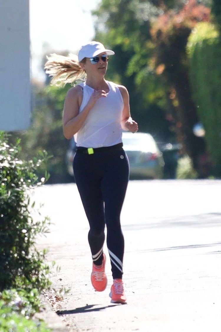 Reese Witherspoon Jogging Candids On A Warm Day In Brentwood