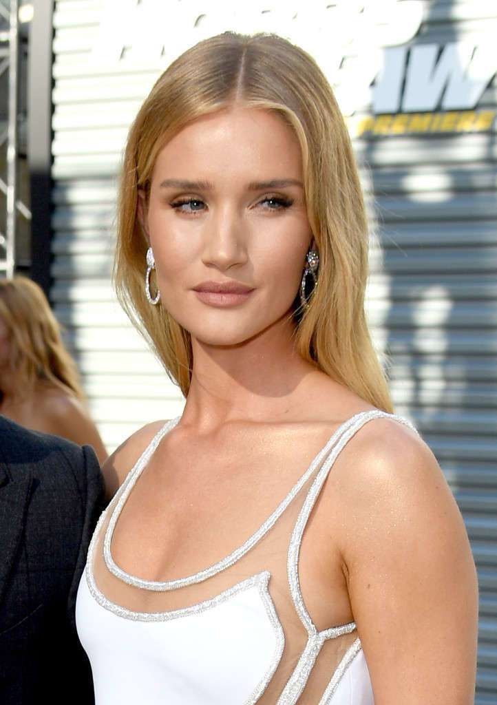 Rosie Huntington-Whiteley At The Premiere Of 'Hobbs & Shaw' In Hollywood
