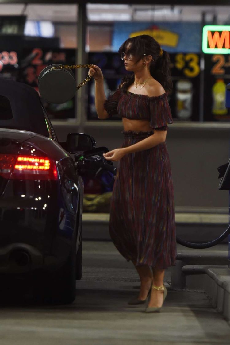 Sarah Hyland Candids While Pumping Gas After Dinner