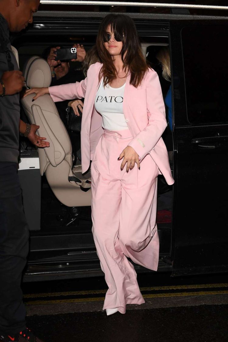 Selena Gomez Out And About Candids In A Pink Suit In London