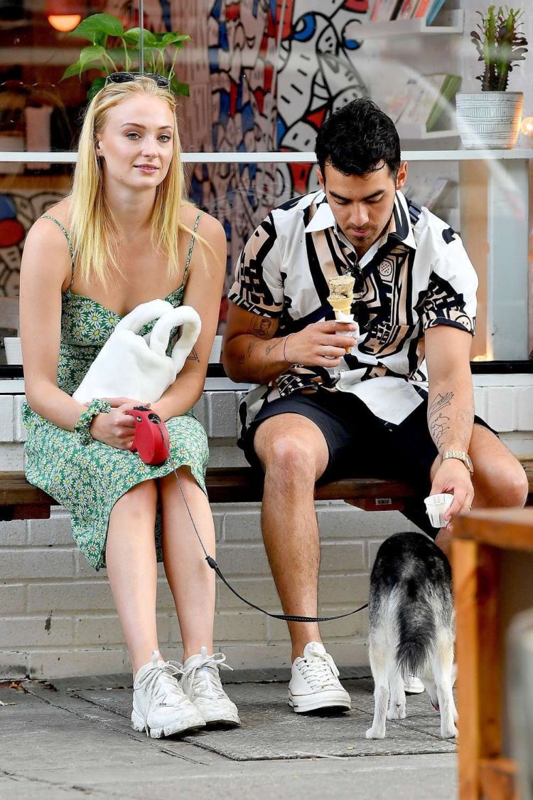 Sophie Turner Takes Her Dog Porky To McCarren Park In Brooklyn