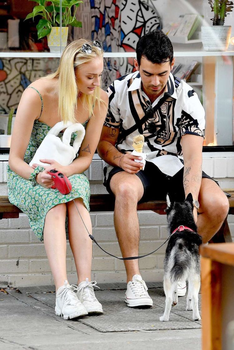Sophie Turner Takes Her Dog Porky To McCarren Park In Brooklyn
