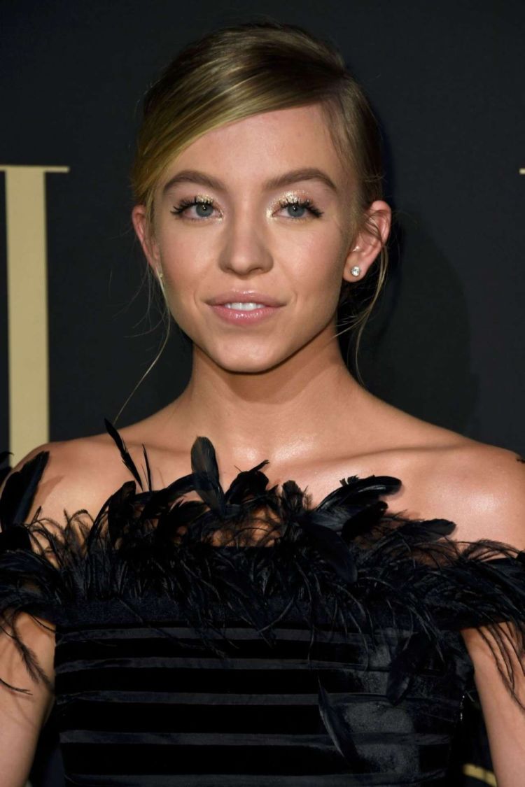 Pretty Sydney Sweeney Attends Elle's 26th Annual Women In Hollywood Celebration